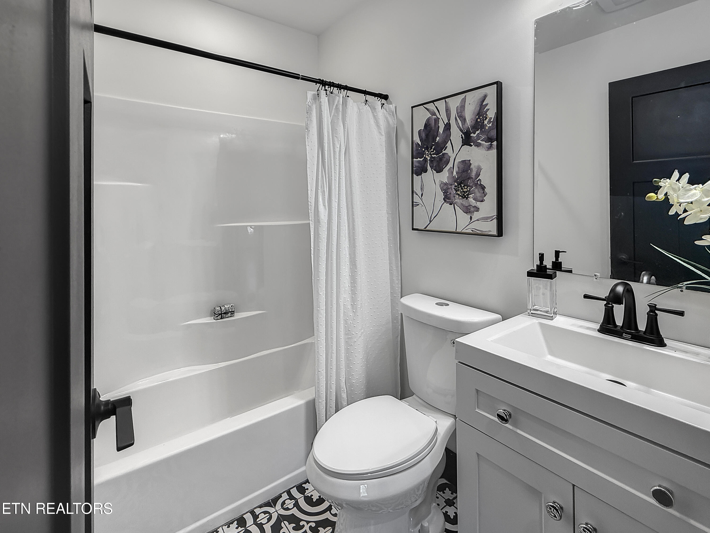 4511 Wildwood Road Maryville, TN 37804 - Photo 11 of 13 IMG_0947