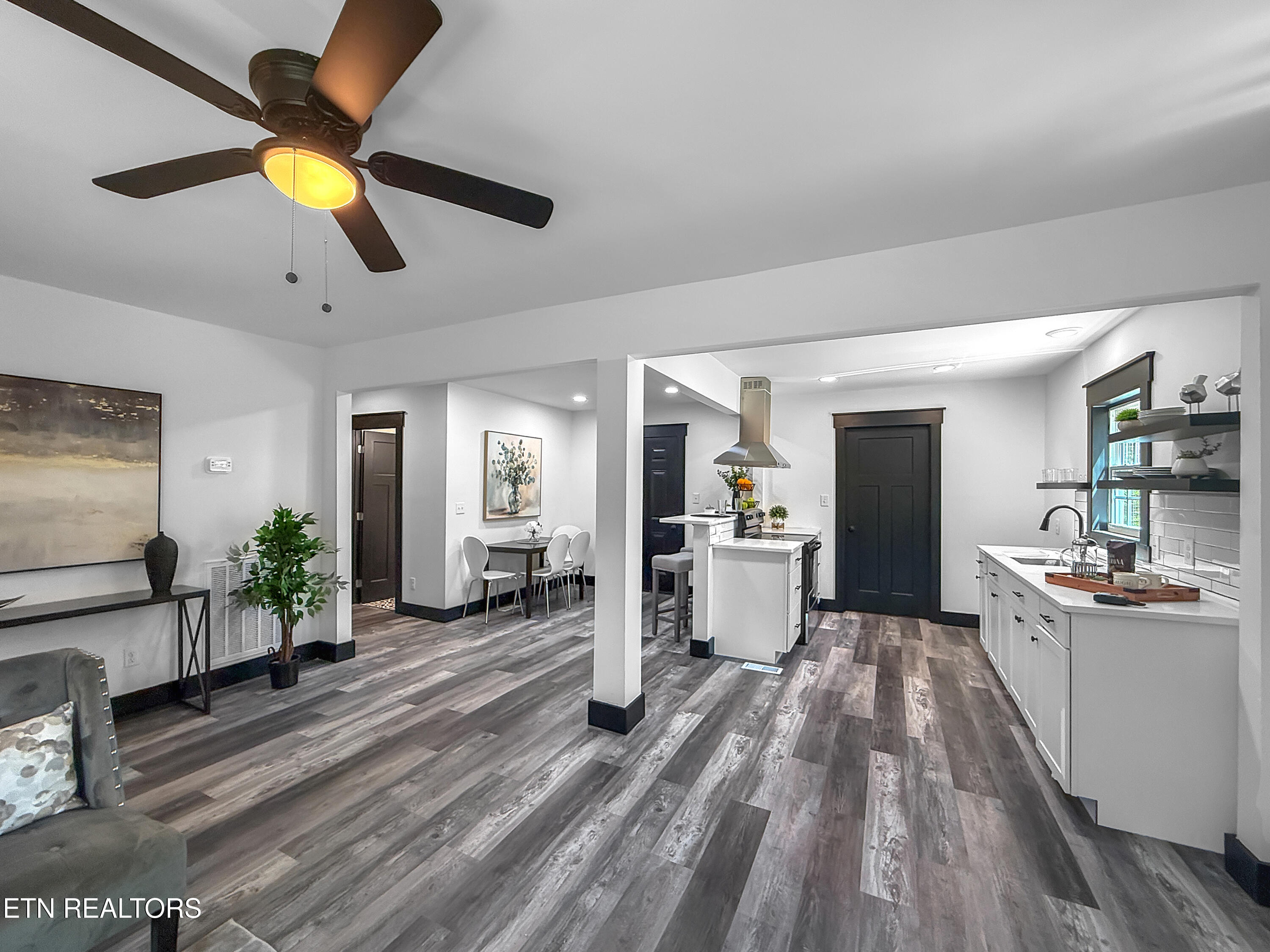 4511 Wildwood Road Maryville, TN 37804 - Photo 4 of 13 IMG_0941