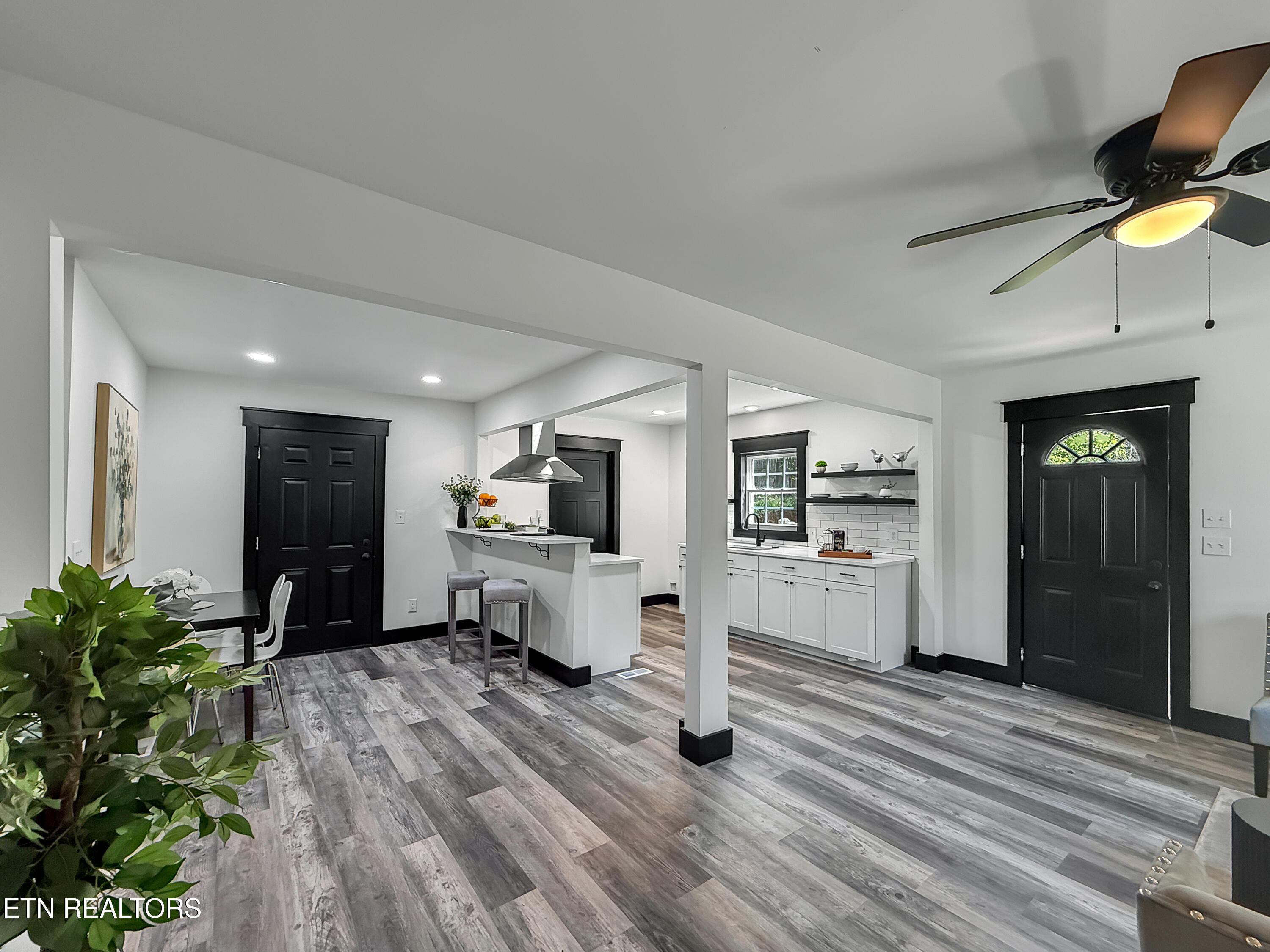 4511 Wildwood Road Maryville, TN 37804 - Photo 5 of 13 IMG_0946