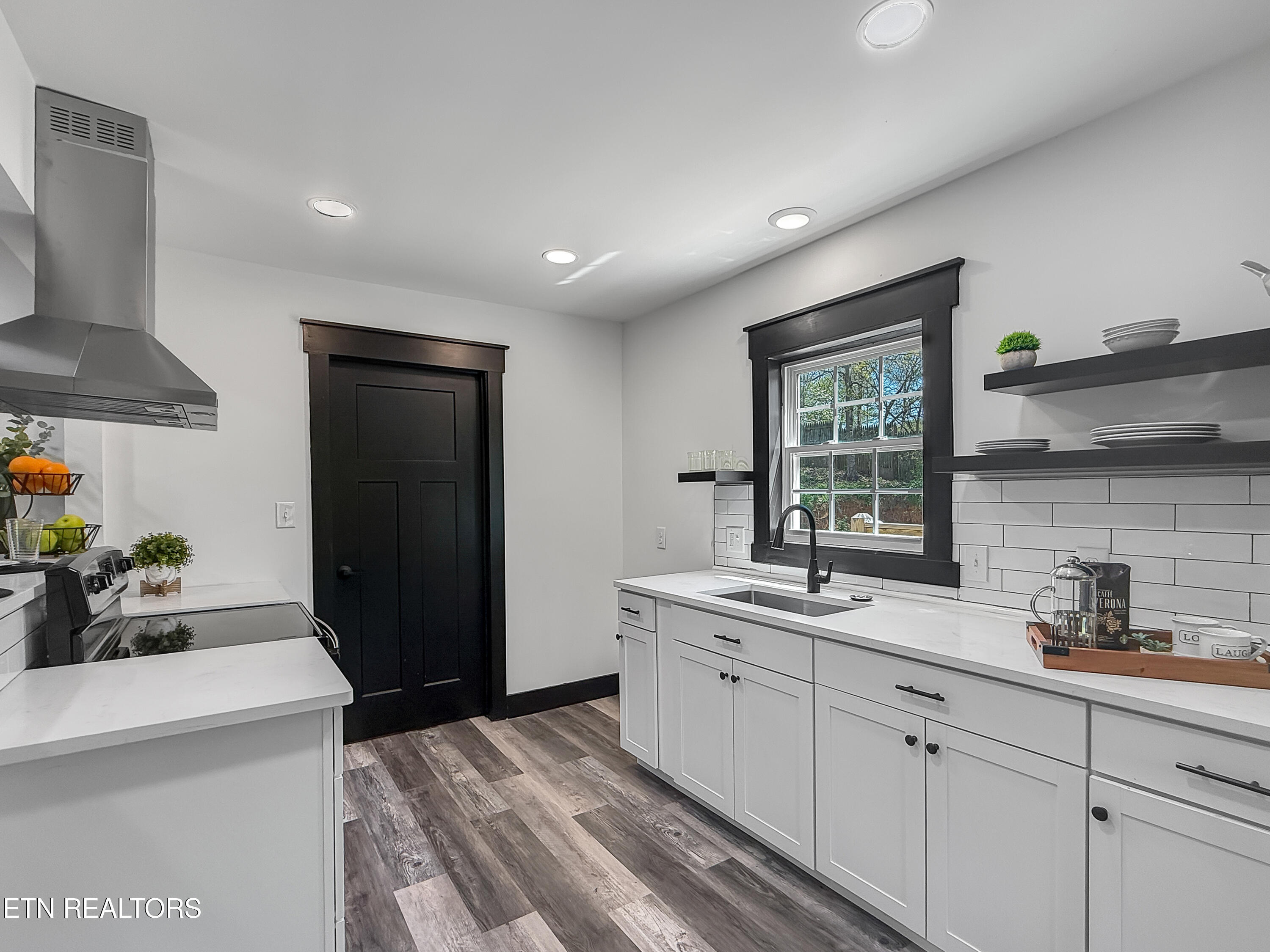 4511 Wildwood Road Maryville, TN 37804 - Photo 6 of 13 IMG_0948