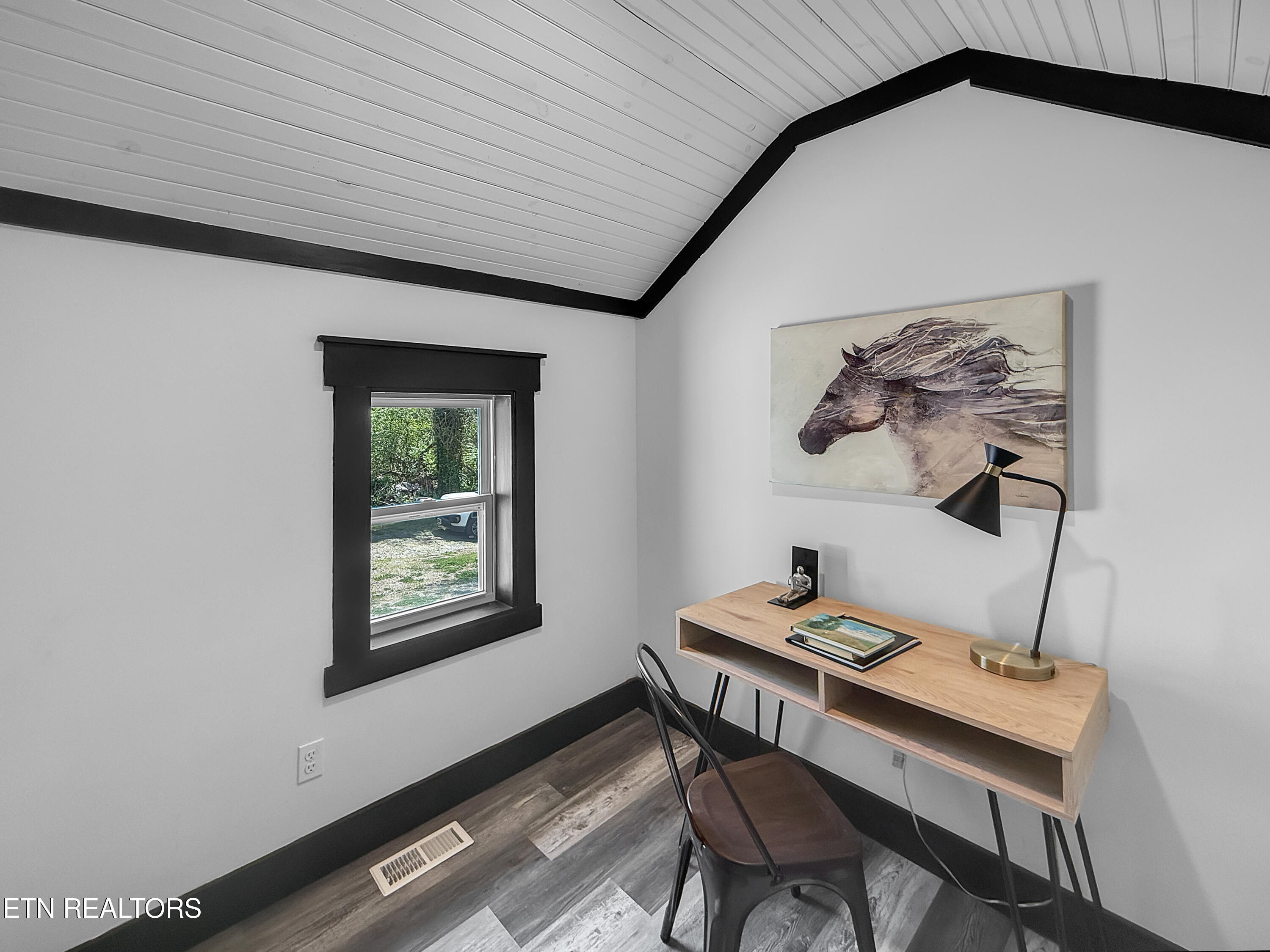 4511 Wildwood Road Maryville, TN 37804 - Photo 8 of 13 IMG_0945