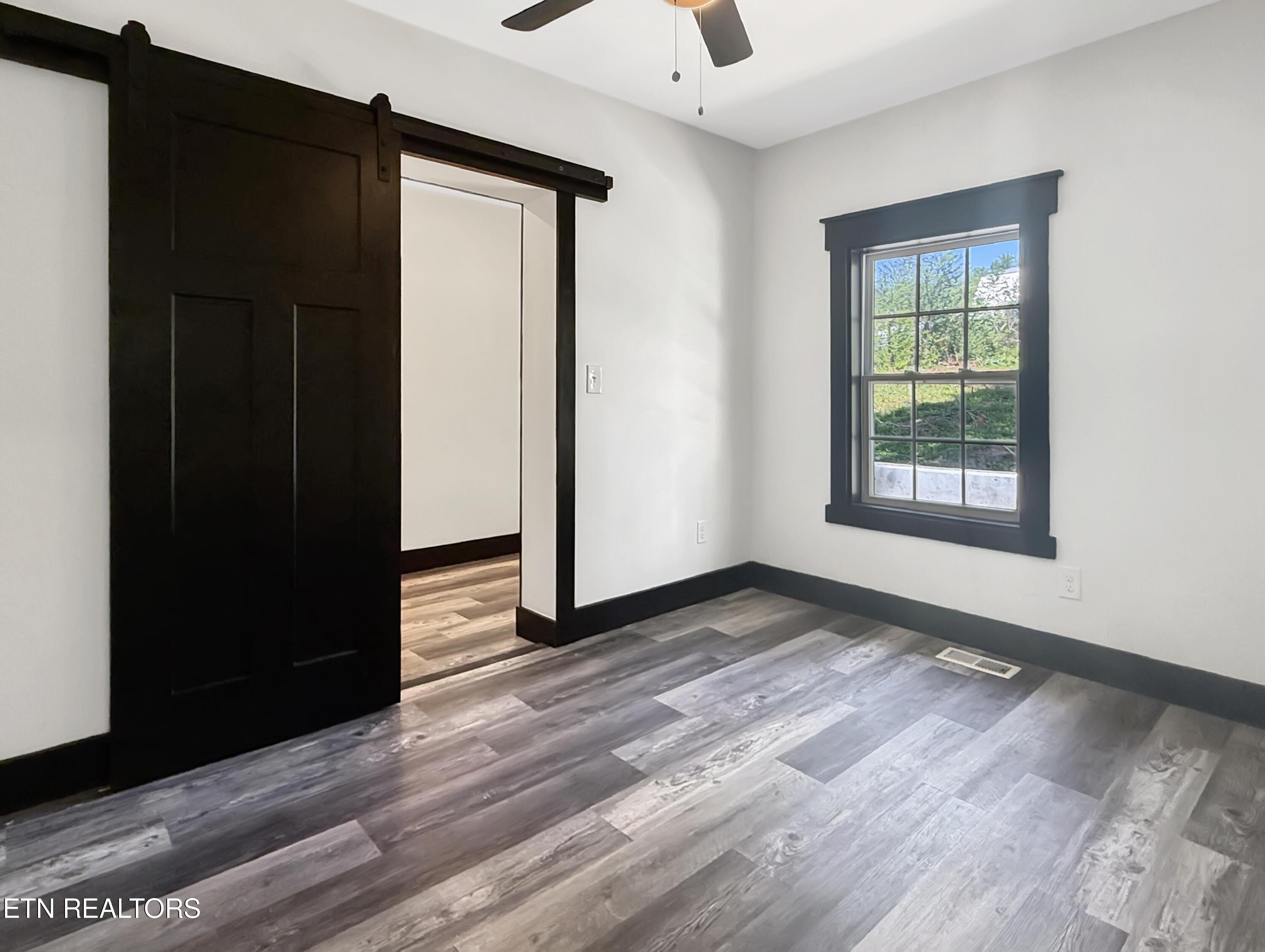 4511 Wildwood Road Maryville, TN 37804 - Photo 10 of 13 IMG_0954