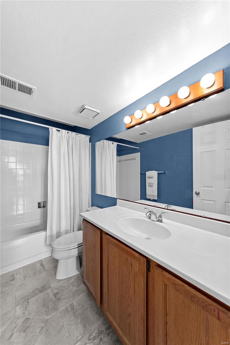 1348 Holgate Drive, Unit G4 Ballwin, MO 63021 - Photo 23 of 31