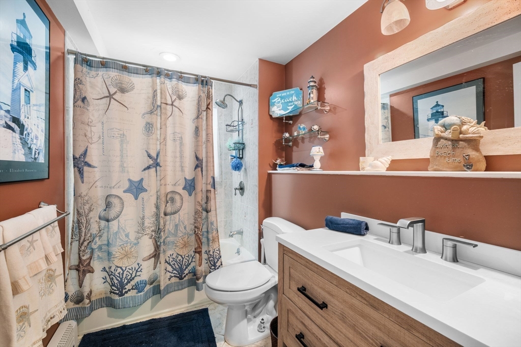 42 Walnut Street Saugus, MA 01906 - Photo 14 of 41