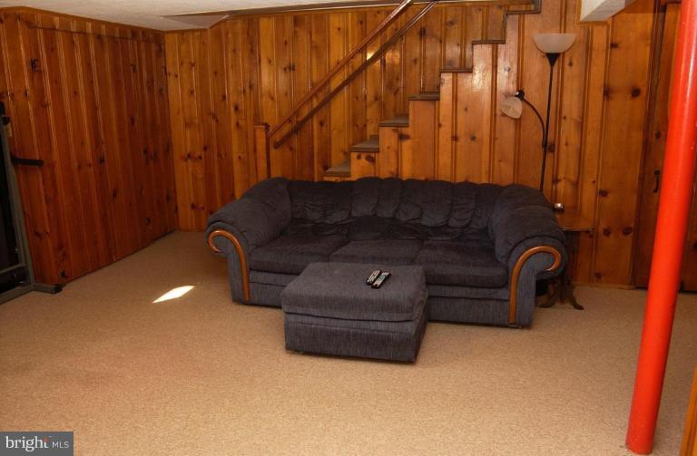 403 Greenlow Road Catonsville, MD 21228 - Photo 16 of 26 a living room with furniture