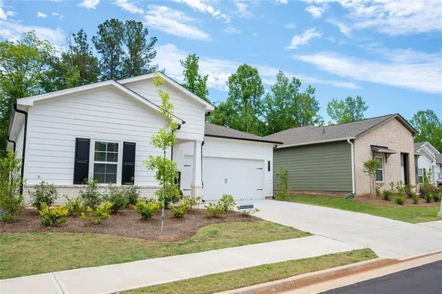 $2,270 | 6462 Waypoint Street, Unit DOVER, Flowery Branch, GA 30542
