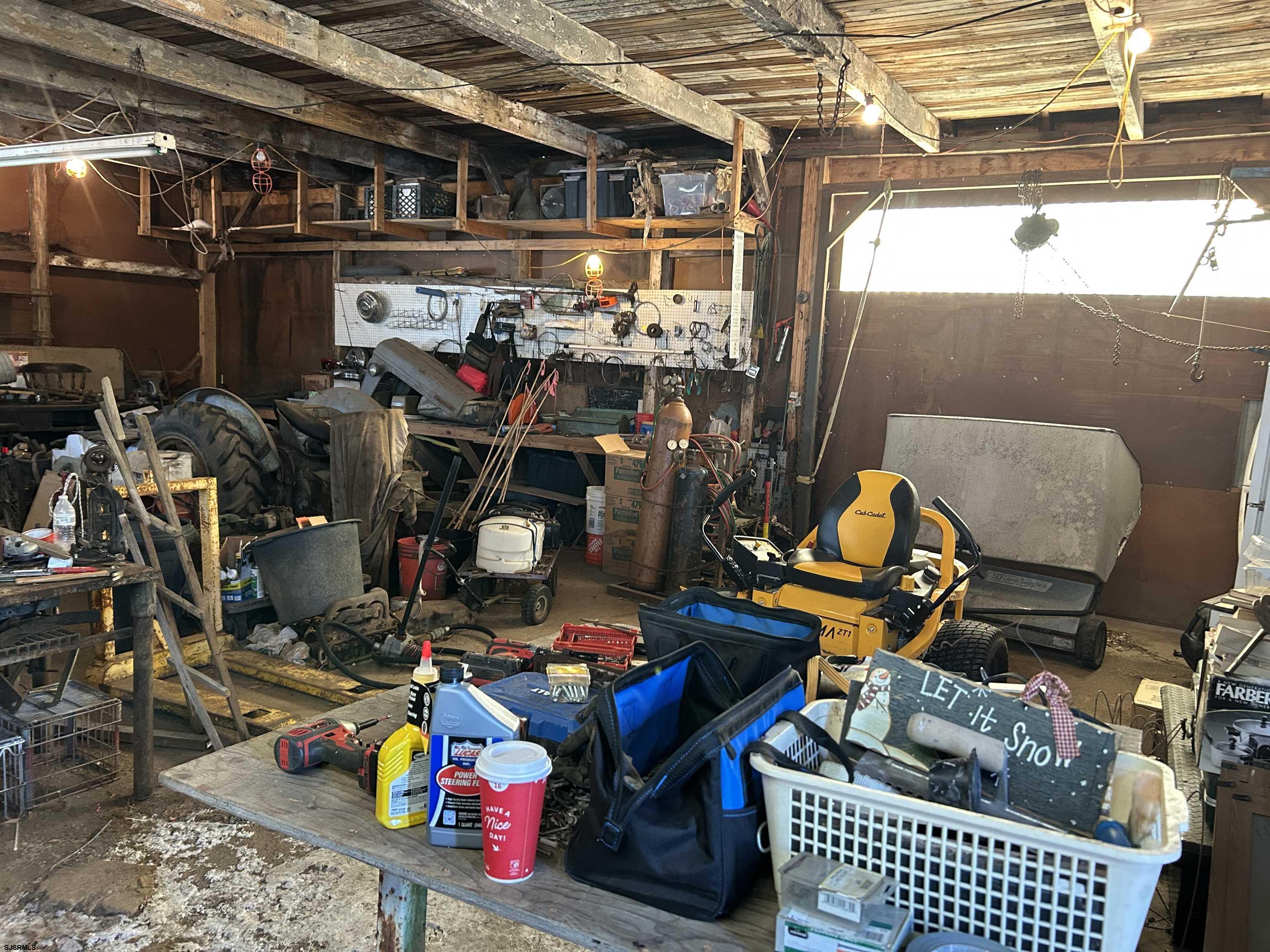 390 Jones Island Road Cedarville, NJ 08311 - Photo 38 of 41 a view of storage and utility room