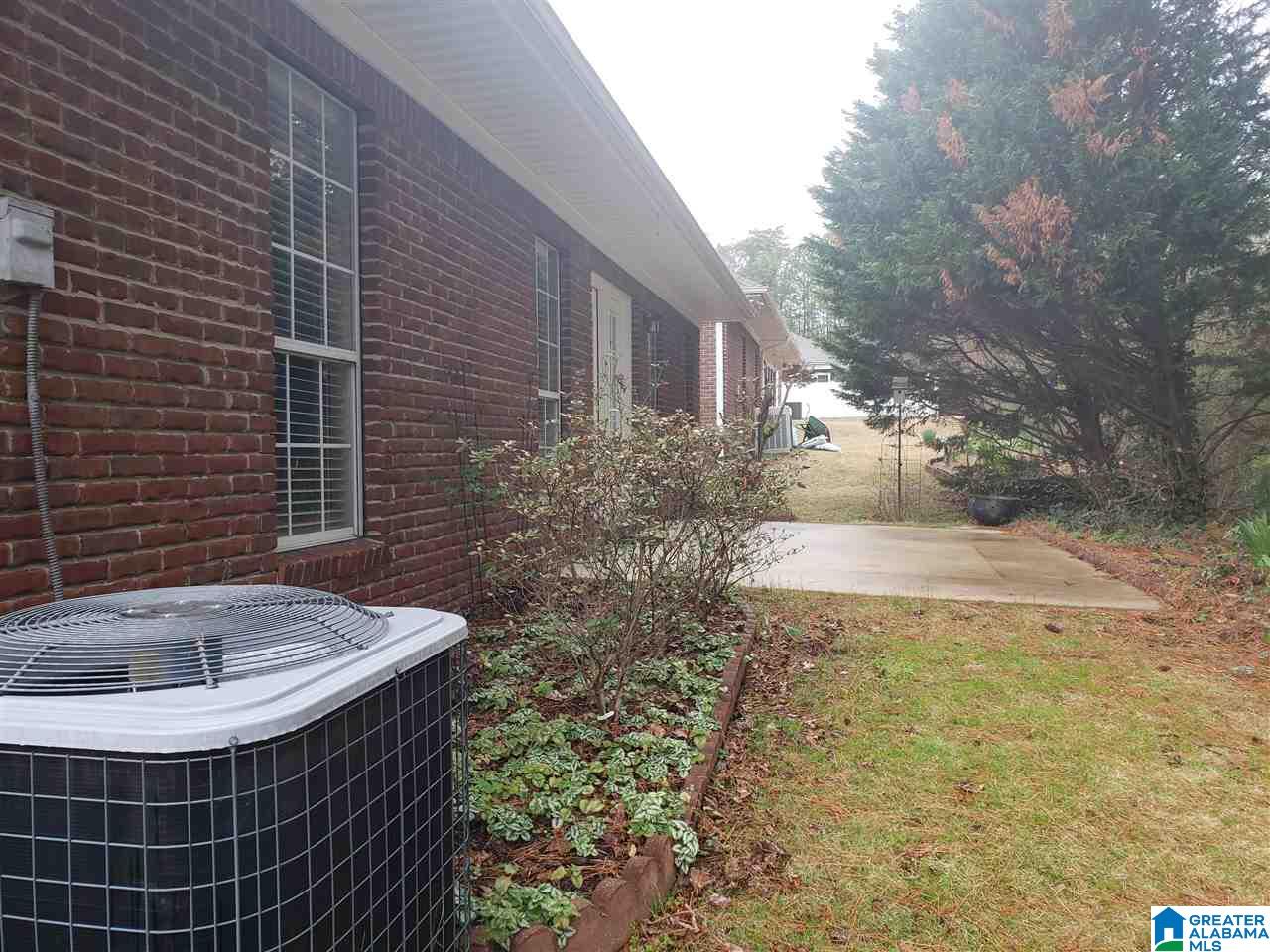 5433 J J R Drive Birmingham, AL 35235 - Photo 4 of 4