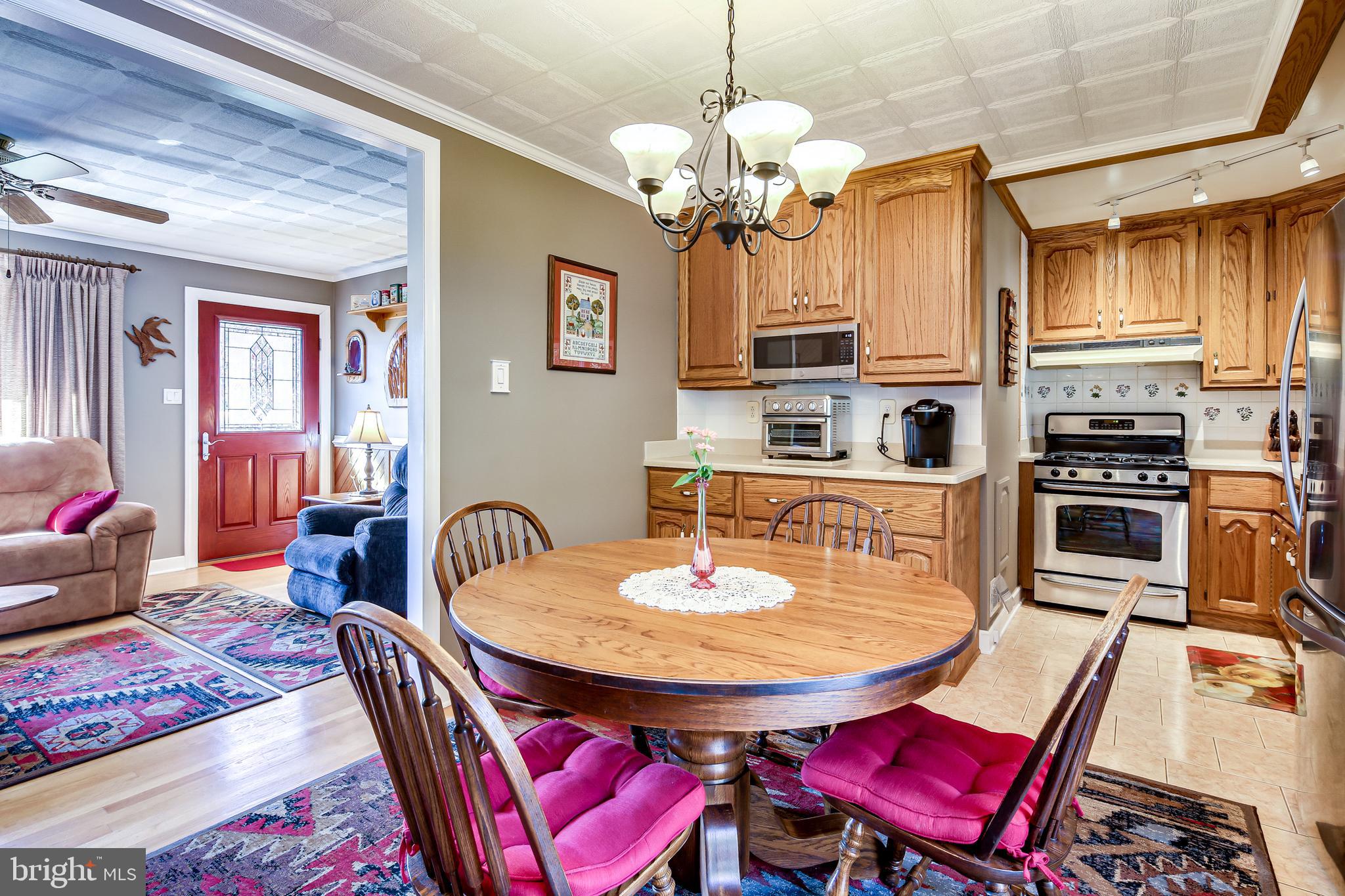 6630 Grouse Road Elkridge, MD 21075 - Photo 6 of 35 Dining Area With Hardwoods