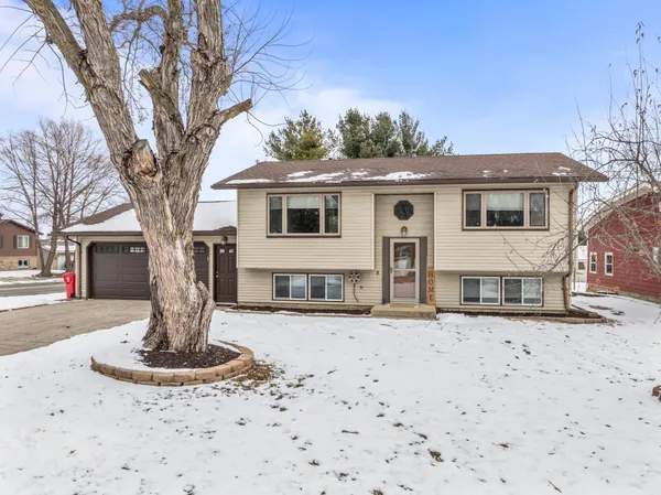 $279,000 | 206 8th Avenue Northeast, Kasson, MN 55944