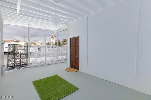 $2,250 | 3008 Lawndale Street, Las Vegas, NV 89121