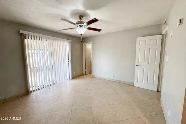 $2,399 | 1732 South McKemy Street, Tempe, AZ 85281