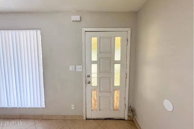 $2,399 | 1732 South McKemy Street, Tempe, AZ 85281