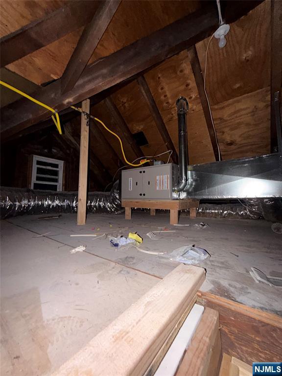 101 Rochelle Avenue, Unit 2 Rochelle Park, NJ 07662 - Photo 21 of 24 Gallery Image 21