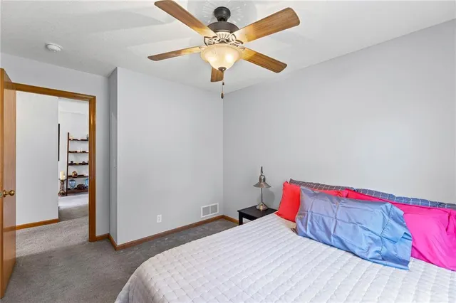 $325,000 | 1009 Southwest 7 Street, Lee's Summit, MO 64081