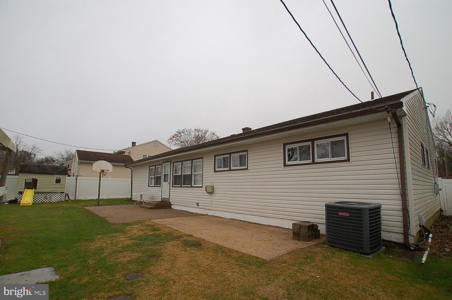 31 Benning Road Claymont, DE 19703 - Photo 6 of 30 Gallery Image 6