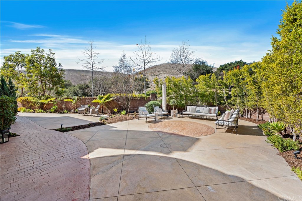 4 Galora Lane Ladera Ranch, CA 92694 - Photo 5 of 71