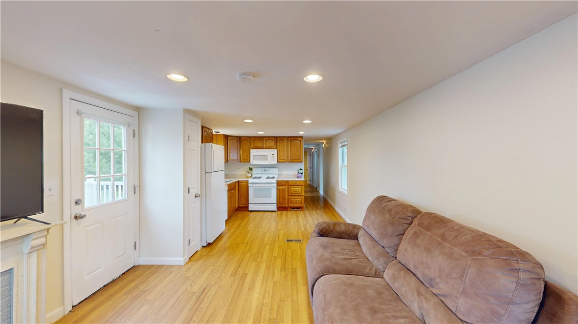 14 Krzak Road North Kingstown, RI 02852 - Photo 17 of 37