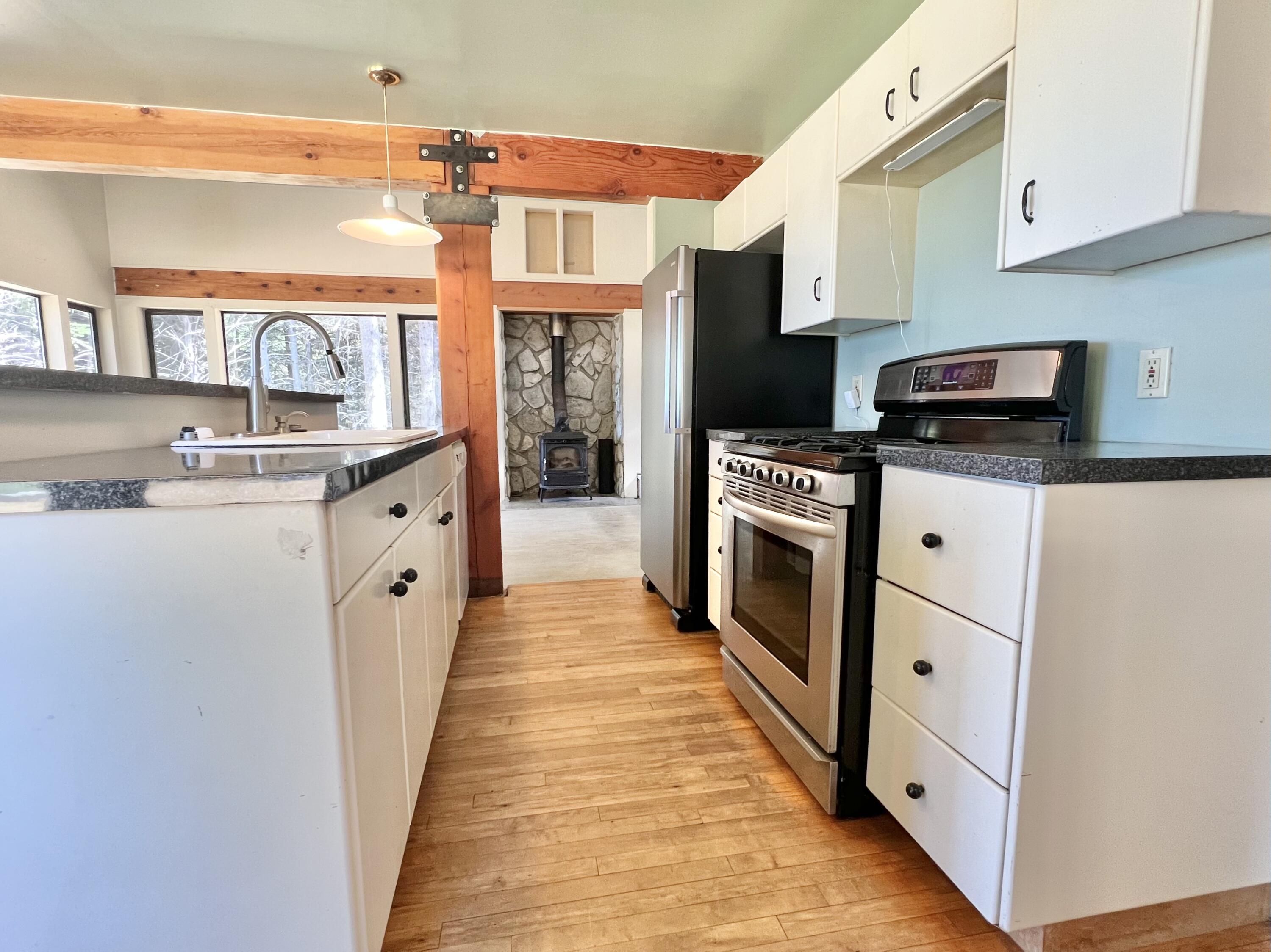955 Spring Road Whitethorn, CA 95589 - Photo 40 of 74