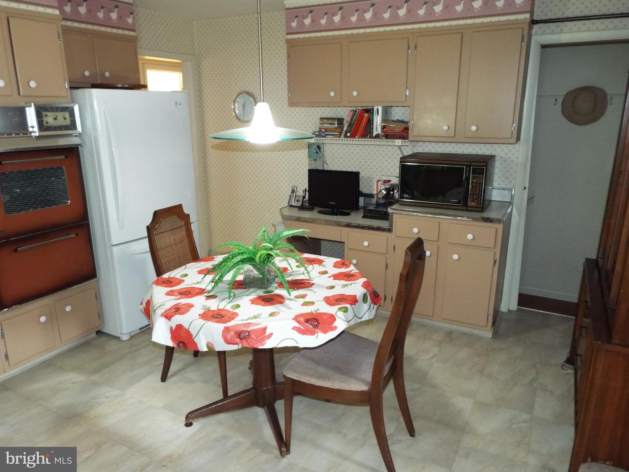 7123 Crestshire Road Baltimore, MD 21222 - Photo 12 of 26 Spacious Kitchen