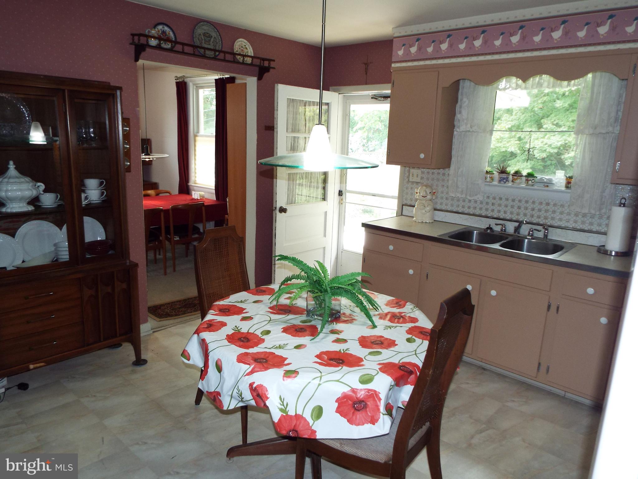 7123 Crestshire Road Baltimore, MD 21222 - Photo 14 of 26