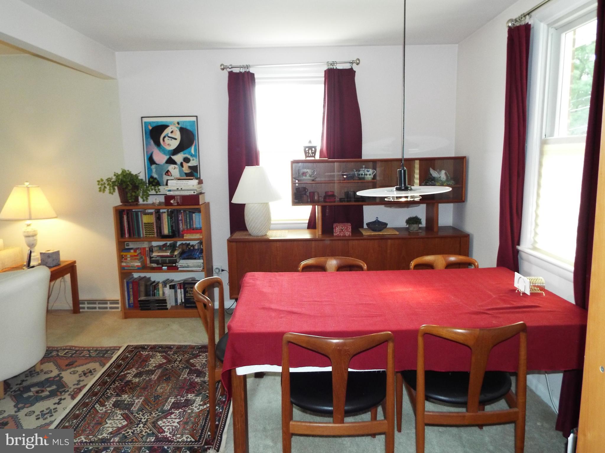 7123 Crestshire Road Baltimore, MD 21222 - Photo 9 of 26 Dining Room