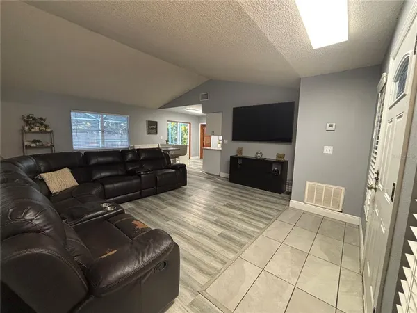 $362,500 | 3334 Fox Ridge Drive, Winter Haven, FL 33884