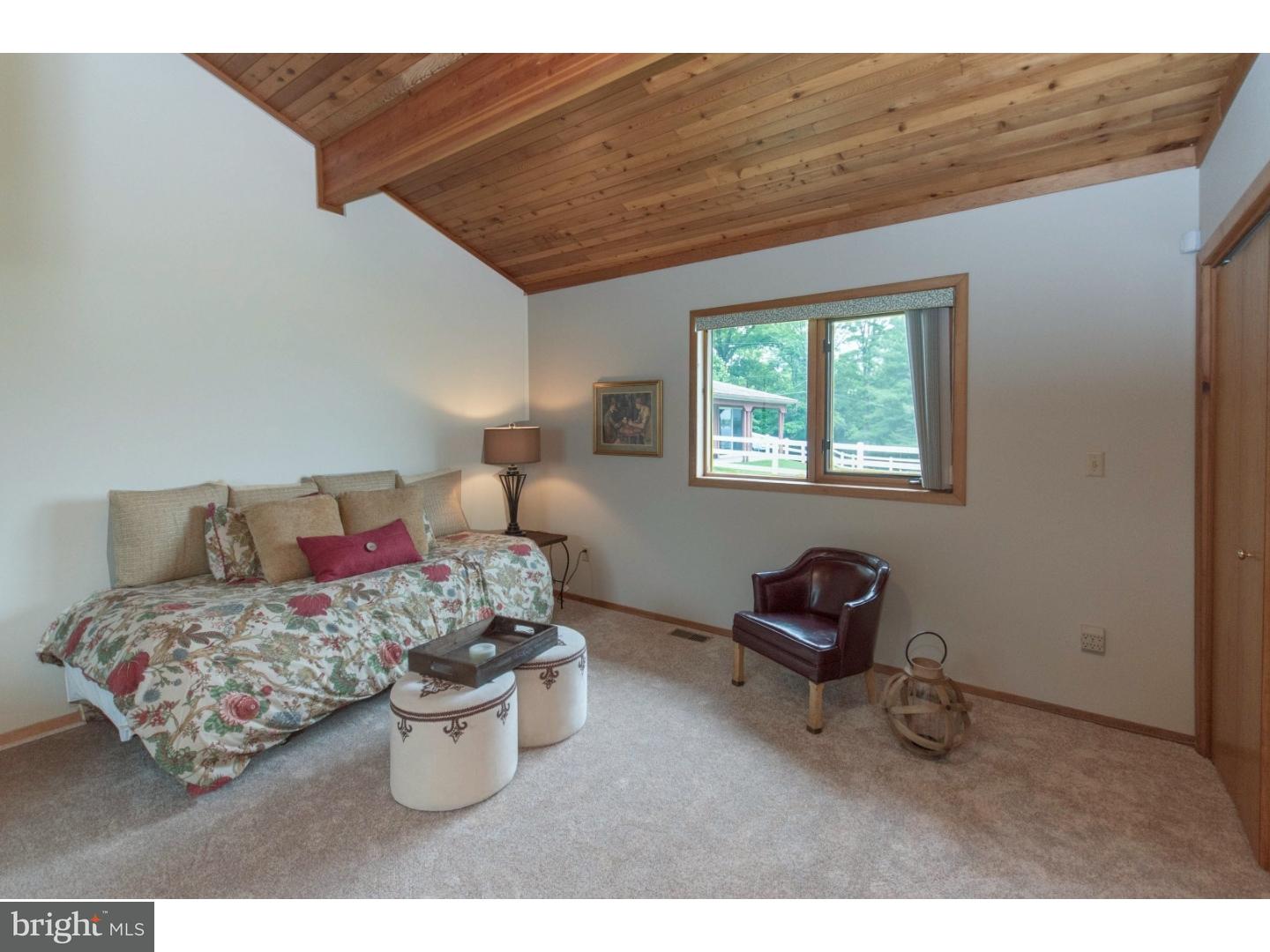 2221 Ranch Road Slatington, PA 18080 - Photo 17 of 25 Gallery Image 17