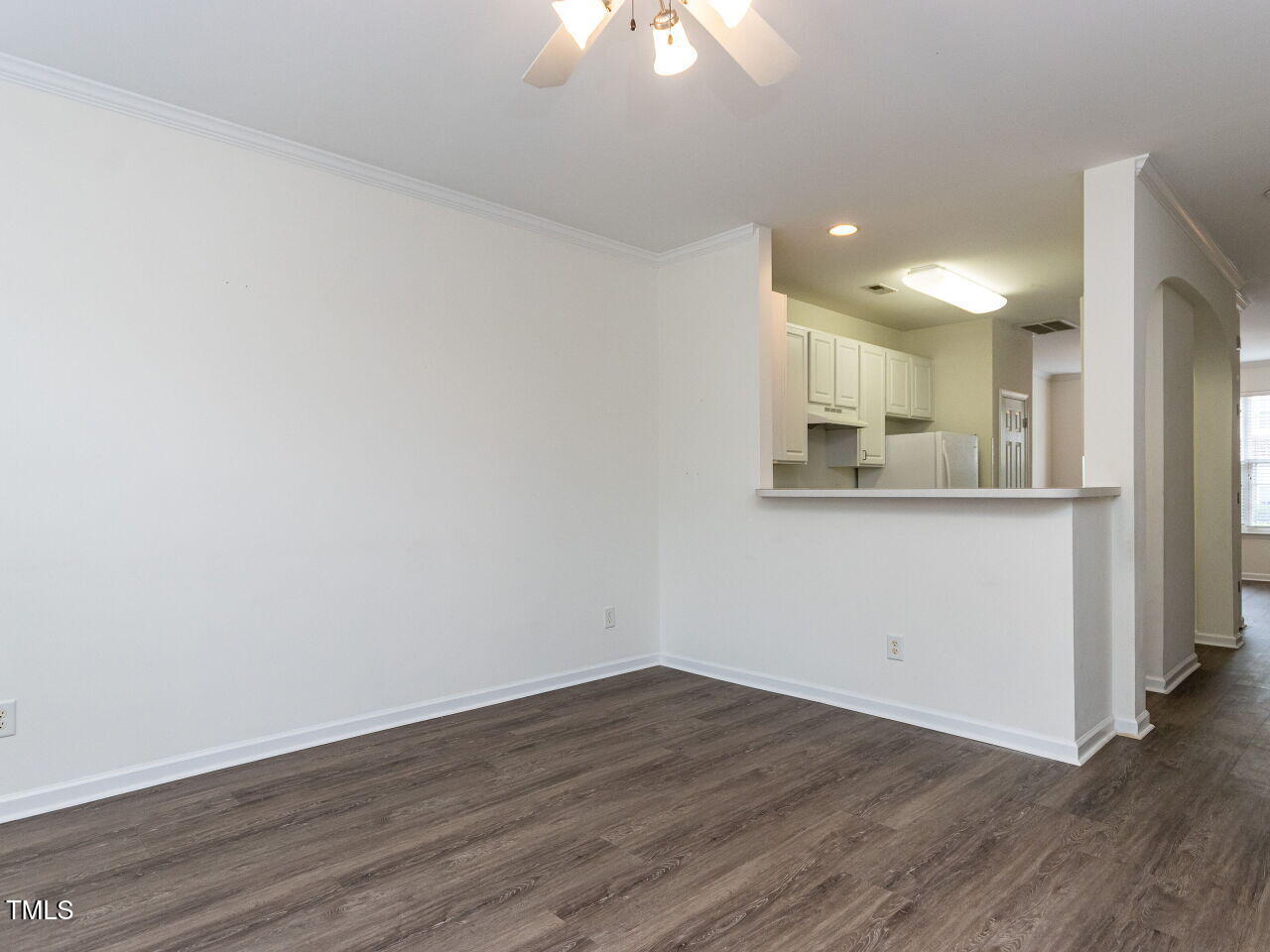 8244 City Loft Court Raleigh, NC 27613 - Photo 13 of 32 013-1280x960-living-room