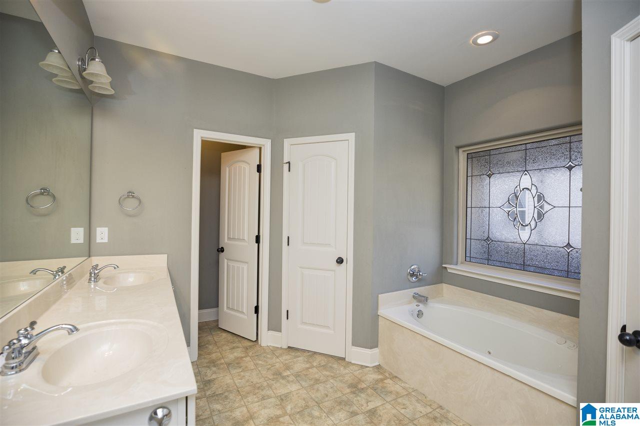 199 Lorrin Lane Sterrett, AL 35147 - Photo 24 of 33