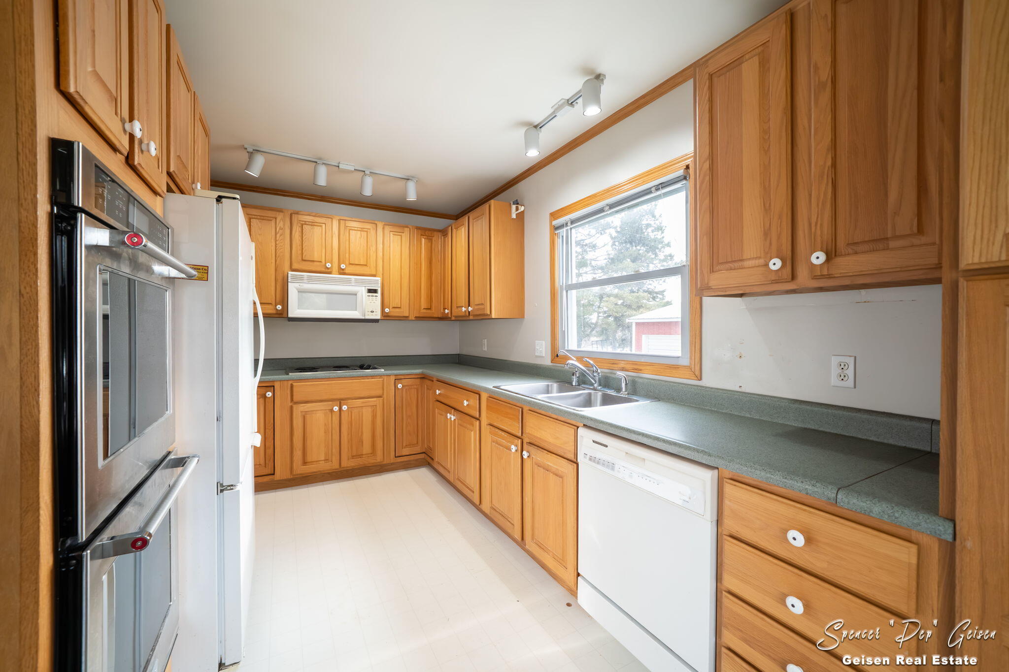 6062 Ashley Avenue Northeast Belding, MI 48809 - Photo 21 of 62 17-web-or-mls-6062 Ashley Ave NE-Belding