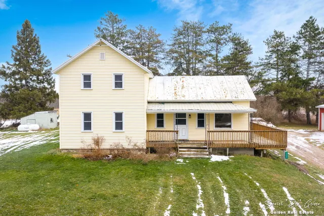 $225,000 | 6062 Ashley Avenue Northeast, Belding, MI 48809