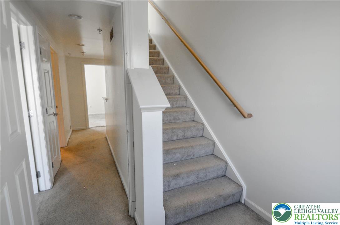 70 Chesapeake Street Lancaster, PA 17602 - Photo 25 of 35 a view of entryway