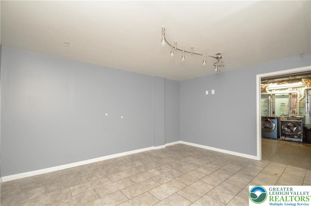 70 Chesapeake Street Lancaster, PA 17602 - Photo 27 of 35