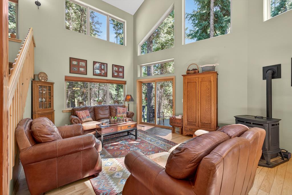 31 Eagle Trail Cascade, ID 83611 - Photo 5 of 50 The Great Room
