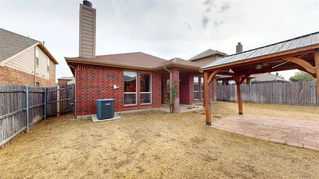 $310,000 | 2317 Half Moon Bay Lane, Fort Worth, TX 76177