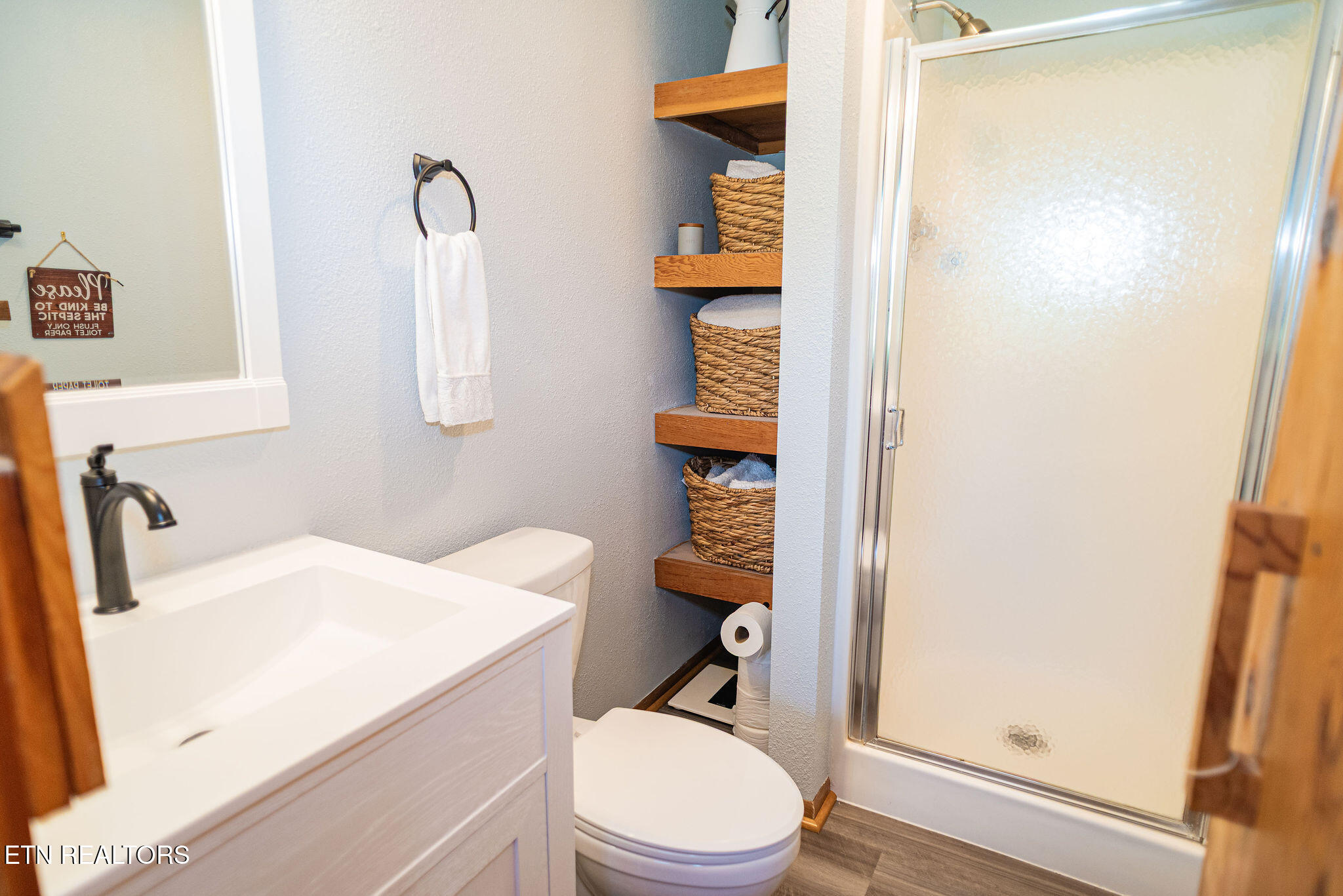 250 Burkhart Road Maynardville, TN 37807 - Photo 12 of 49 Hallway Bathroom