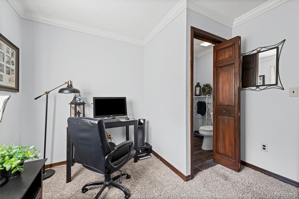 47340 Chrys Road Macomb, MI 48044 - Photo 23 of 33