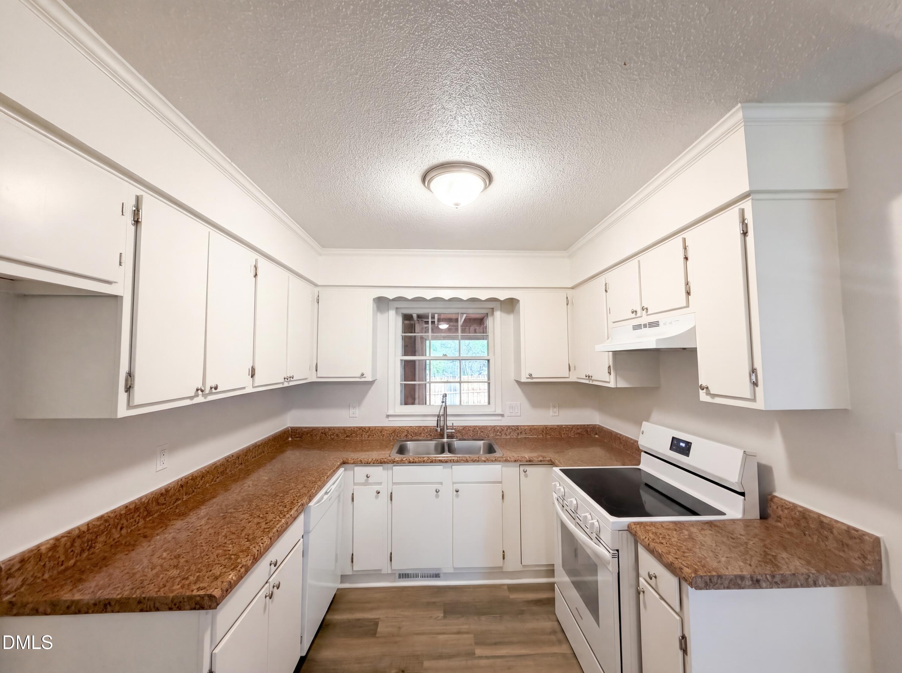 3728 Dusty Lane Raleigh, NC 27604 - Photo 5 of 15 photo_02