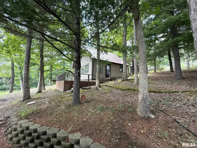 $179,900 | 1674 Round House Lane, Victoria, IL 61485