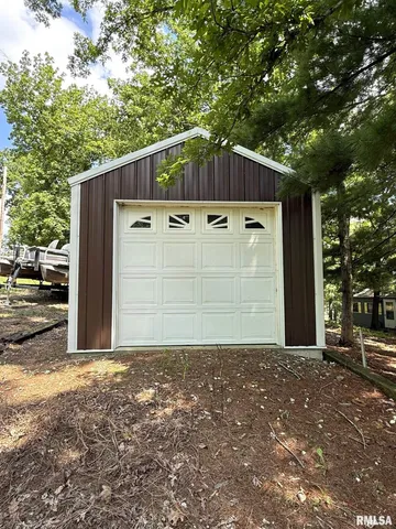 $179,900 | 1674 Round House Lane, Victoria, IL 61485