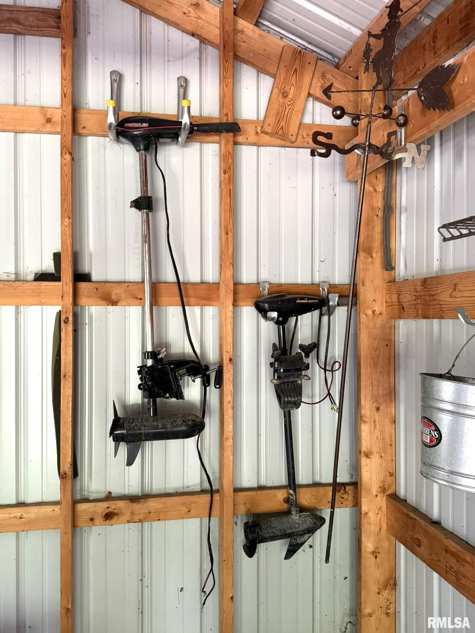 1674 Round House Lane Victoria, IL 61485 - Photo 20 of 50