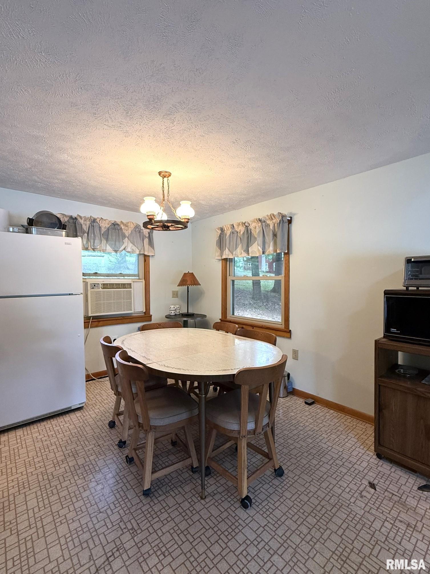 1674 Round House Lane Victoria, IL 61485 - Photo 34 of 50