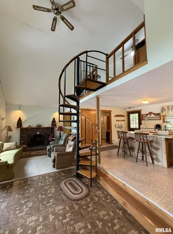 $179,900 | 1674 Round House Lane, Victoria, IL 61485