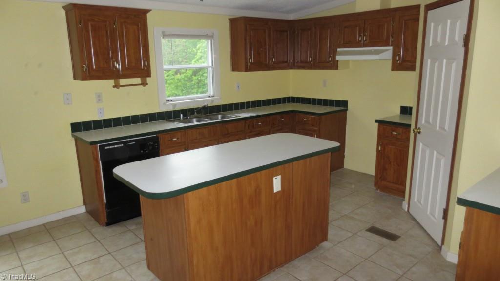 401 Holder Inman Road Randleman, NC 27317 - Photo 3 of 12 Gallery Image 3