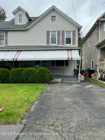 $1,200 | 1519 Electric Street, Dunmore, PA 18509