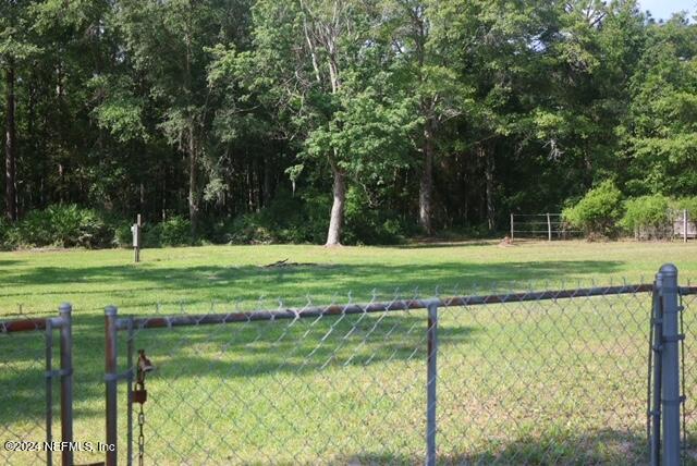 17927 Andrews Road Hilliard, FL 32046 - Photo 10 of 26 IMG_5297