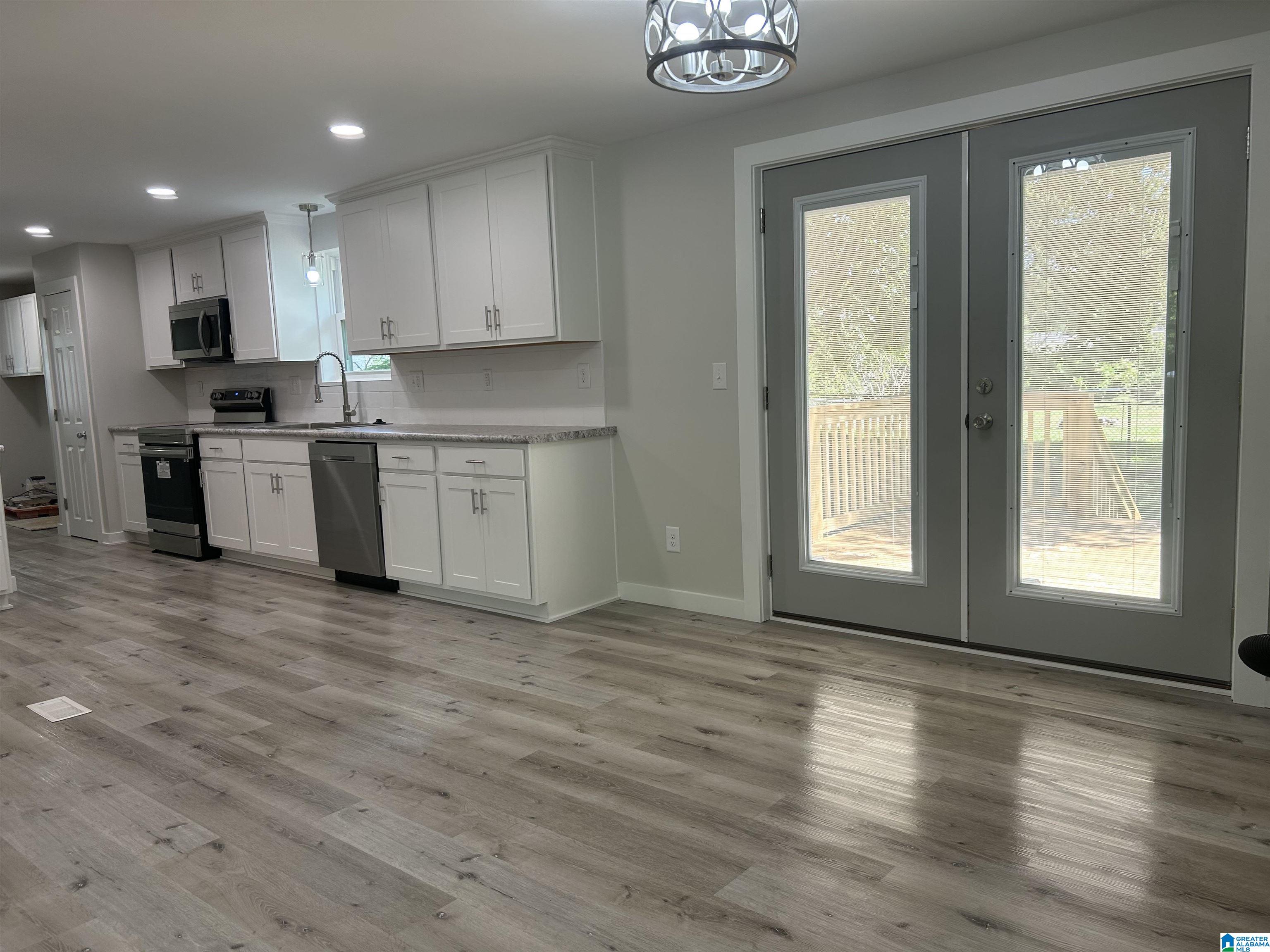786 Merlin Drive Calera, AL 35040 - Photo 11 of 31