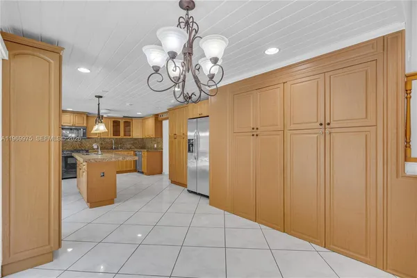 $950,000 | 7941 Southwest 18th Terrace, Miami, FL 33155