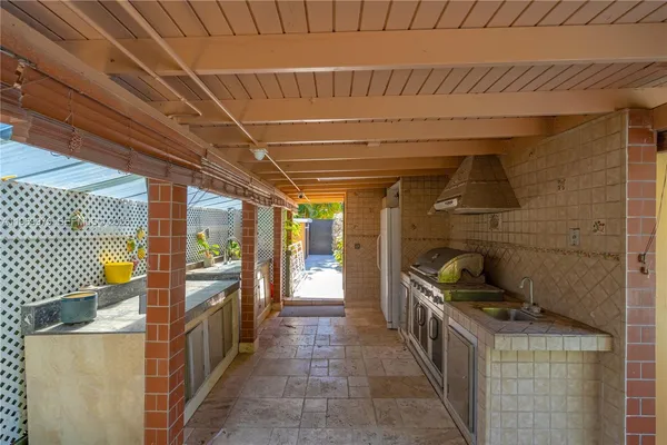 $950,000 | 7941 Southwest 18th Terrace, Miami, FL 33155